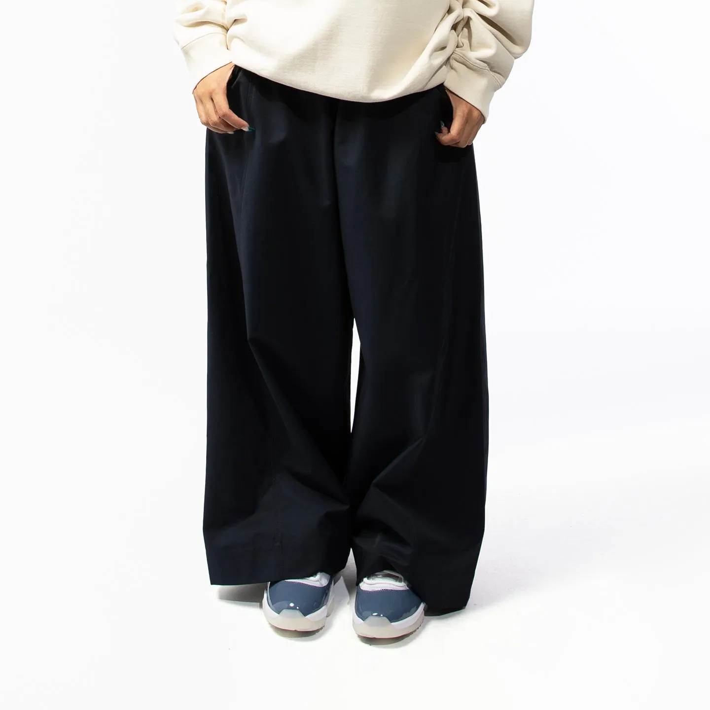 WIDE LEG TROUSER